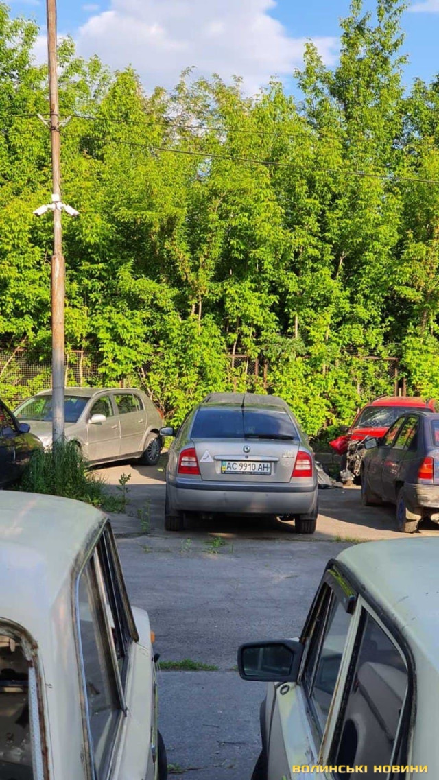 Це фото зроблене ще на штраф-майданчику